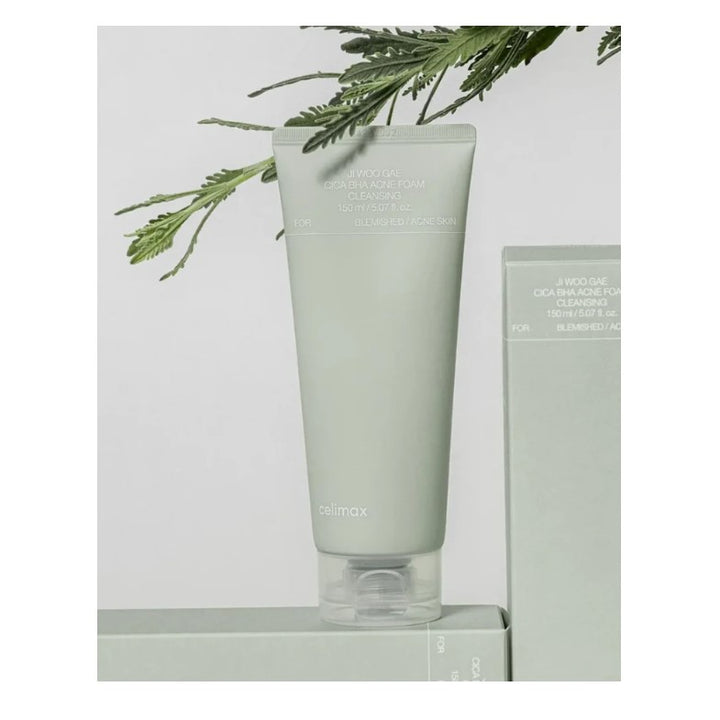 Ji Woo Gae Cica BHA Acne Foam Cleansing 150ml / 5.07 fl. oz.